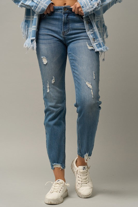 Trim Raw Hem Girlfriend Jeans