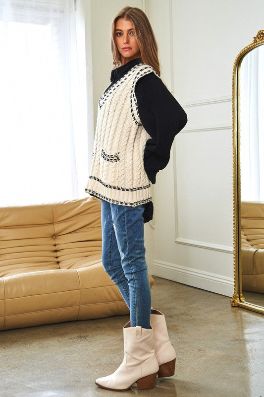 Solid V-Neck Sleeveless Pocket Detail Sweater