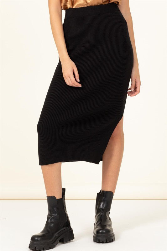 Fashionista High-Waist Ribbed Midi Skirt